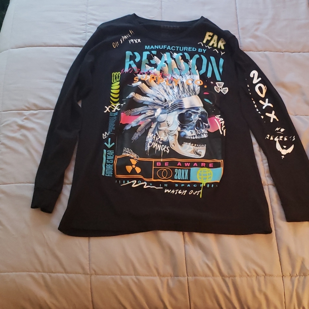 Men's long sleeve shirt